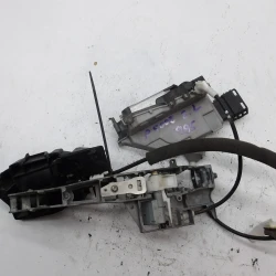 ZAKLEP  ZADAJ LEVA Peugeot 5008 2012 1.6 HDI AUT 9800624280