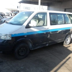 AUTO PER PEZZI Volkswagen Transporter 2004 1.9 TDI