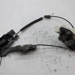 CHIUSURA SERRATURA PORTA ANTERIORE SINISTRA Peugeot 5008 2012 1.6 HDI AUT 9800623180