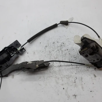 ZAKLEP SP LEVA Peugeot 5008 2012 1.6 HDI AUT 9800623180
