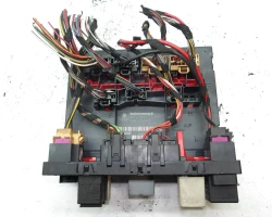 Computer / control unit other Volkswagen Golf 2006 1.6 PLUS 3c0937049d