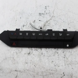 HEATER CLIMATE CONTROL PANEL Dacia DUSTER 2025 1.2 4X4 283957979r HEATER CLIMATE CONTROL PANEL Dacia DUSTER 2025 1.2 4X4 283957979r