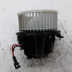 VENTOLA MOTORINO VENTILAZIONE ABITACOLO Volkswagen Polo 2022 1.0 TSI gt858002 2Q1819021
