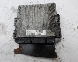 ENGINE CONTROL UNIT Renault MEGANE III  2011 GRANDTOUR 1.5 DCI 237100386r