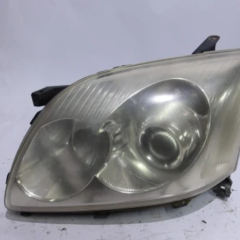 FARO ANTERIORE SINISTRO Toyota Avensis 2005 2.2 D4D 8117005192