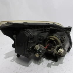 HEADLIGHT LEFT Toyota Avensis 2005 2.2 D4D 8117005192