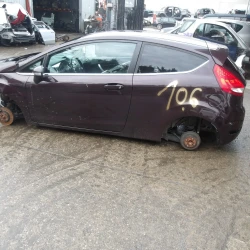AUTO PER PEZZI Ford Fiesta 2001 1.4 GPL