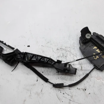 ZAKLEP SP LEVA Peugeot 308 2017 1.2 i BREAK 9810309480