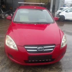 AUTO PER PEZZI Kia Cee'd 2007 1.6 D