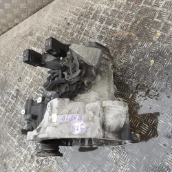 GEARBOX Škoda RAPID 2012 1.6 TDI MZL 02R300042P
