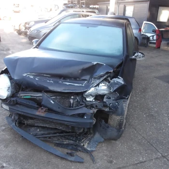 AUTO PER PEZZI Volkswagen Golf 2005 1.9 TDI