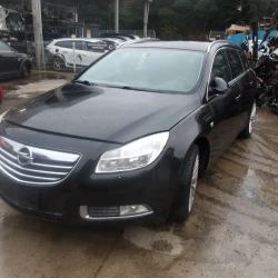 AUTO PER PEZZI Opel Insignia 2010 2.0 D