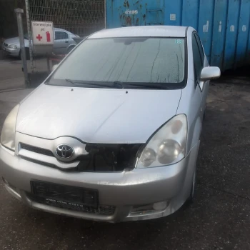 CAR FOR PARTS Toyota Corolla Verso 2005 2.0 D