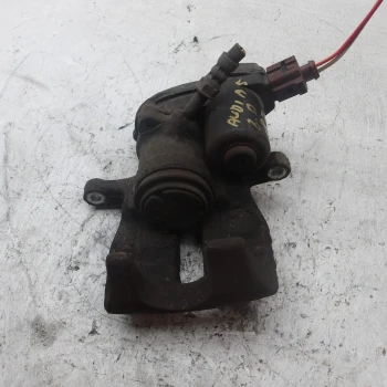 ZAV. CILINDER ZADAJ DESNO Audi A5, S5 2010 2.0 TDI AUT 8K0615404B