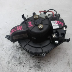 VENTOLA MOTORINO VENTILAZIONE ABITACOLO Citroën BERLINGO 3 2008 1.6 HDI 9654652480 VENTOLA MOTORINO VENTILAZIONE ABITACOLO Citroën BERLINGO 3 2008 1.6 HDI 9654652480