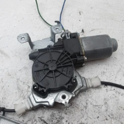 WINDOW MECHANISM FRONT RIGHT Nissan Navara 2007 2.5 DCT 4X4 807004X01A