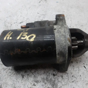 ZAGANJALNIK Hyundai i30 2009 1.4 36100-2b100 361002B100