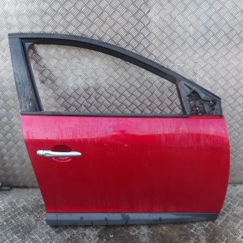 DOOR FRONT RIGHT Renault MEGANE III  2011 GRANDTOUR 1.5 DCI 801006560R