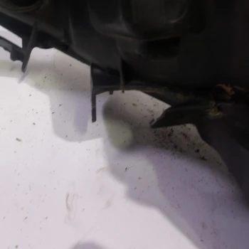 ŽAROMET LEVI Peugeot 207 2007 1.6 i16V CC