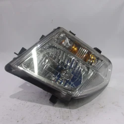 HEADLIGHT LEFT Nissan Navara 2007 2.5 DCT 4X4 26060EB30A