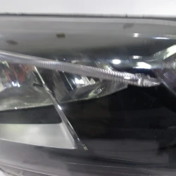 HEADLIGHT RIGHT Ford Focus 2019 2.0 ECOBLUE AUT. jx7b-13w029-cf 2498476