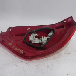 FARO POSTERIORE DESTRO Ford Fiesta 2011 1.4 GPL 1709552