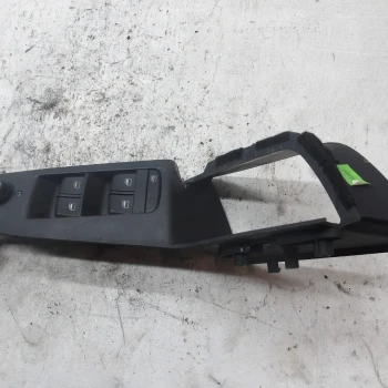 STIKALO STEKLA Audi A5, S5 2010 2.0 TDI AUT 8k1867171d