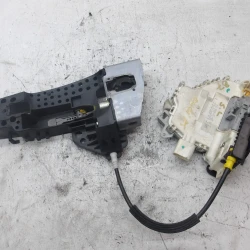 ZAKLEP SP LEVA Audi A5, S5 2010 2.0 TDI AUT 8J1837015C