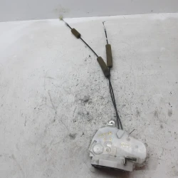 ZAKLEP ZADAJ DESNA Honda CIVIC 2006 2.2 CTDI 72610SMGG01 ZAKLEP ZADAJ DESNA Honda CIVIC 2006 2.2 CTDI 72610SMGG01