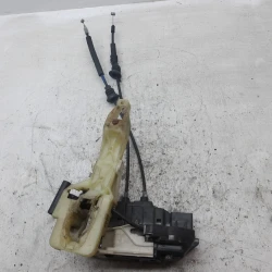 DOOR LOCK FRONT RIGHT Hyundai i30 2009 1.4 81320-2l030