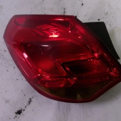 TAIL LIGHT LEFT Opel Astra 2010 1.7 DTH 13306453