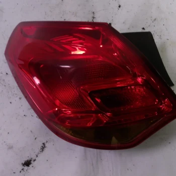 STOP LUČ LEVA Opel Astra 2010 1.7 DTH 13306453