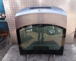 BOOT DOOR COMPLETE Škoda RAPID 2012 1.6 TDI 5JA827023