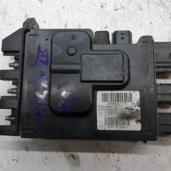 centralina vario Renault MEGANE III    243800011r