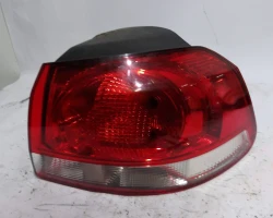 FARO POSTERIORE DESTRO Volkswagen Golf 2009 VI. 1.6 5K0945096N