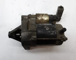 ZAGANJALNIK Toyota Yaris 1999 1.0 28100-23020