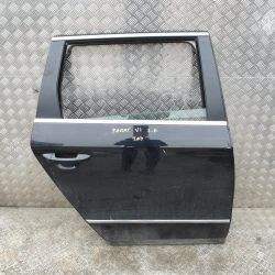 GOLA VRATA ZADAJ DESNA Volkswagen Passat 2006 2.0 TDI VARIANT 3C9833056F