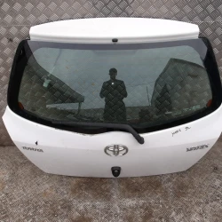 VRATA KOMPLET PRTLJAŽNA Toyota Yaris 2011 1.33