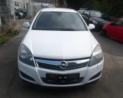 AUTO PER PEZZI Opel Astra 2010 KARAVAN 1.7 DTI