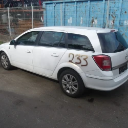 AUTO PER PEZZI Opel Astra 2010 KARAVAN 1.7 DTI