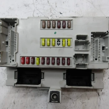 FUSE BOX Alfa Giulietta 2011 2.0 JTD 50520758