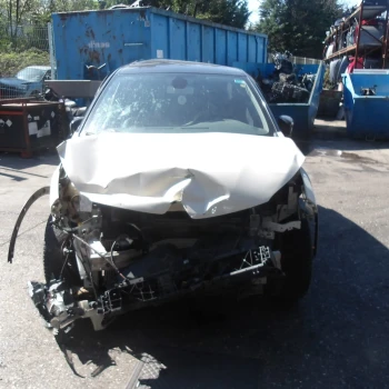 AVTO ZA DELE Renault Captur 2014 1.5 DCI