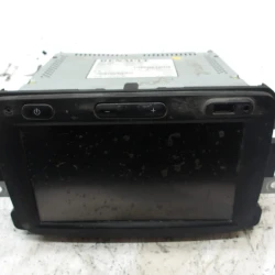 RADIO Renault Captur 2014 1.5 DCI 281150198r