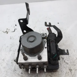 ABS AGGREGATO Renault Captur 2014 1.5 DCI 476605492r 476606853R