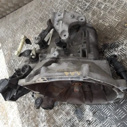 CAMBIO Peugeot 208 2015 1.2 9803846280