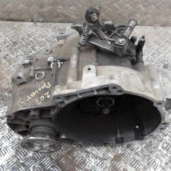 CAMBIO Volkswagen Passat 2006 2.0 TDI VARIANT JLU HDV 02Q300041Q