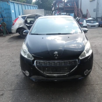 AUTO PER PEZZI Peugeot 208 2013 1.2
