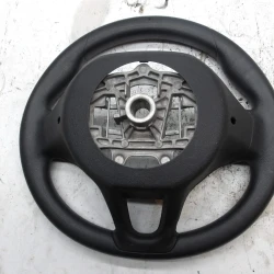 VOLANTE Peugeot 208 2015 1.2 98084115zd 96739503ZD