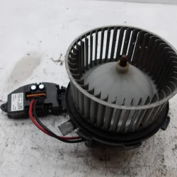 VENTILATOR KABINE Audi A4, S4 2014 2.0 TDI AVANT QUATTRO 8t0820521f  8T1820021