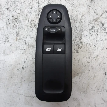 WINDOW SWITCH Peugeot 208 2015 1.2 96751127zd